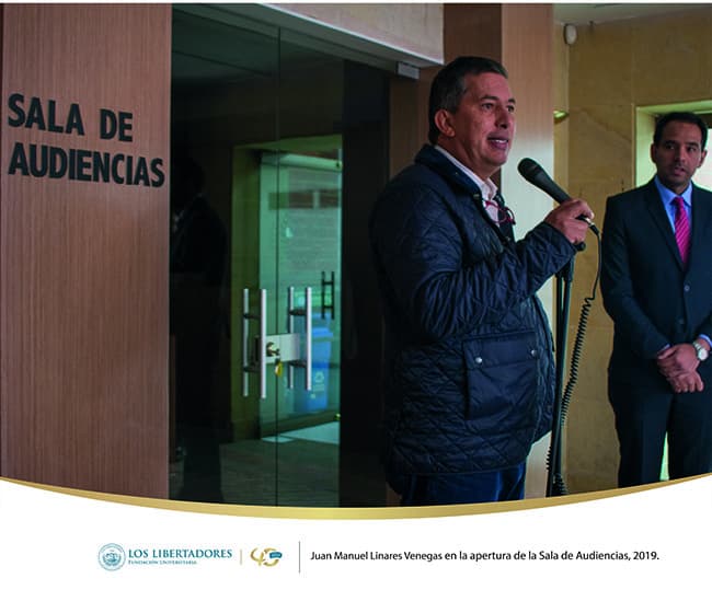 El doctor Linares en la apertura de la Sala de audiencias, 2019.